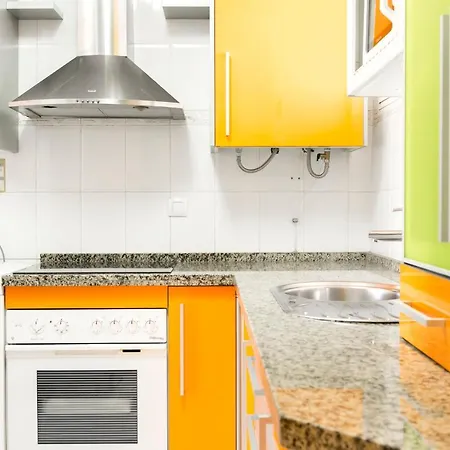 Prat Apartment *